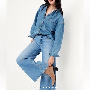 Old Navy oversized boyfriend button-down jean shirt